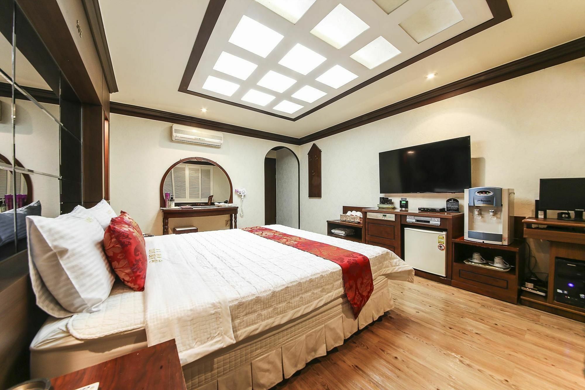Haeundae Aone Hotel Пусан Екстер'єр фото