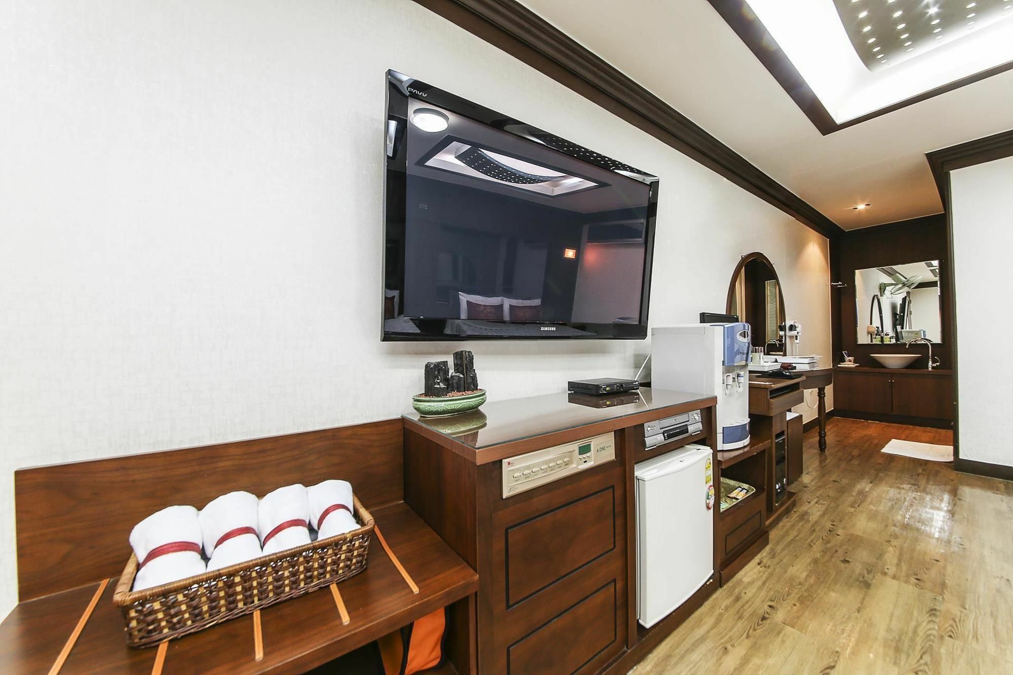 Haeundae Aone Hotel Пусан Екстер'єр фото
